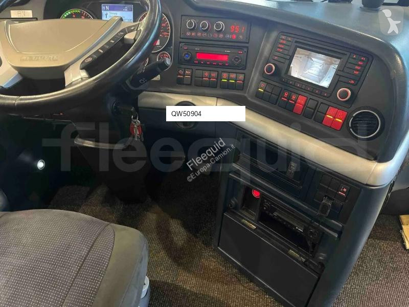 Междуградски автобус Neoplan