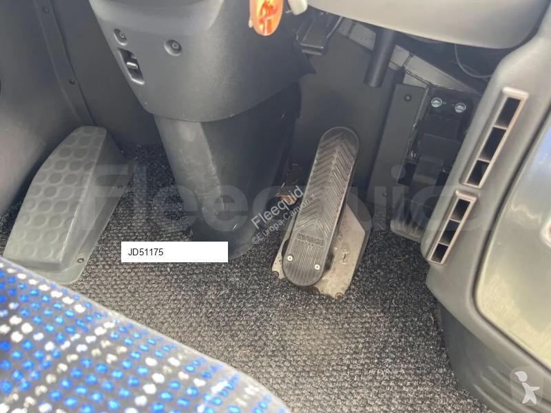 Междуградски автобус Irizar i6