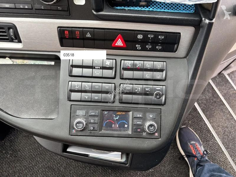 Setra S517 coach