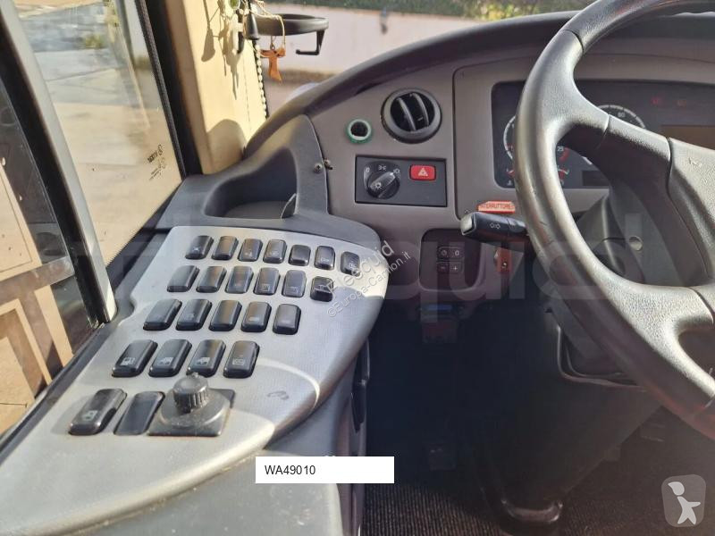 Междуградски автобус Irizar
