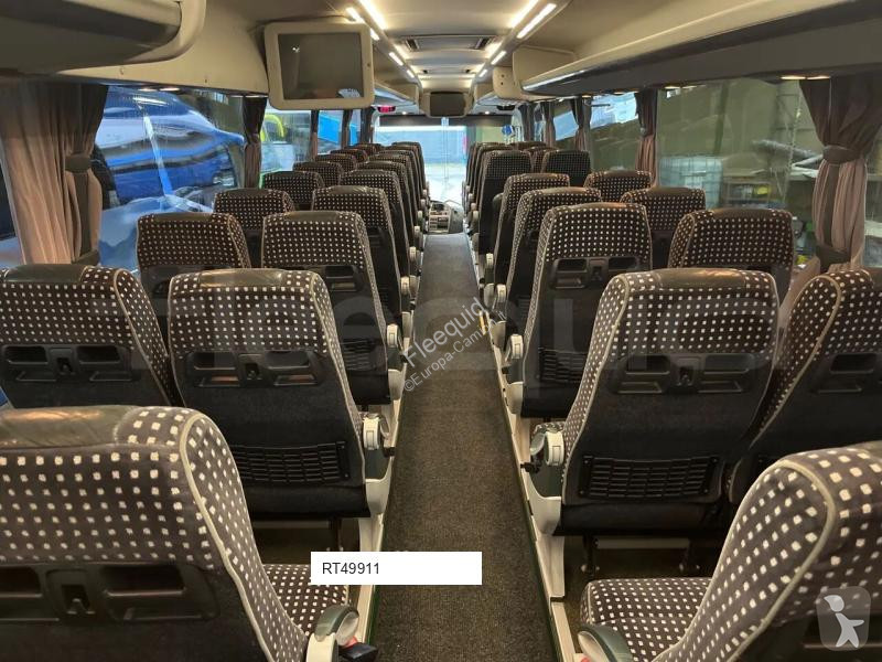 Междуградски автобус Irizar