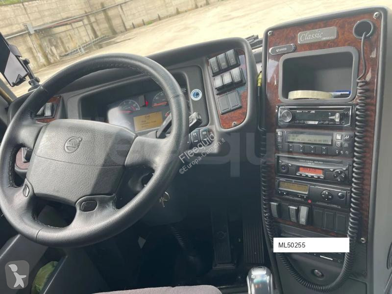 Междуградски автобус Volvo Barbi Genesis