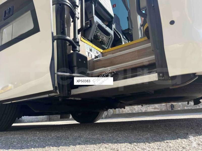 Междуградски автобус Scania Touring HD