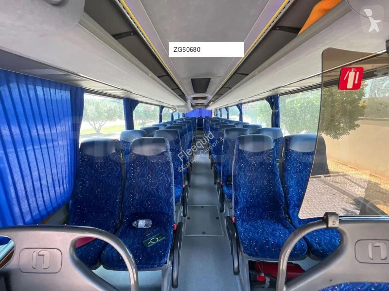 Междуградски автобус Volvo B12