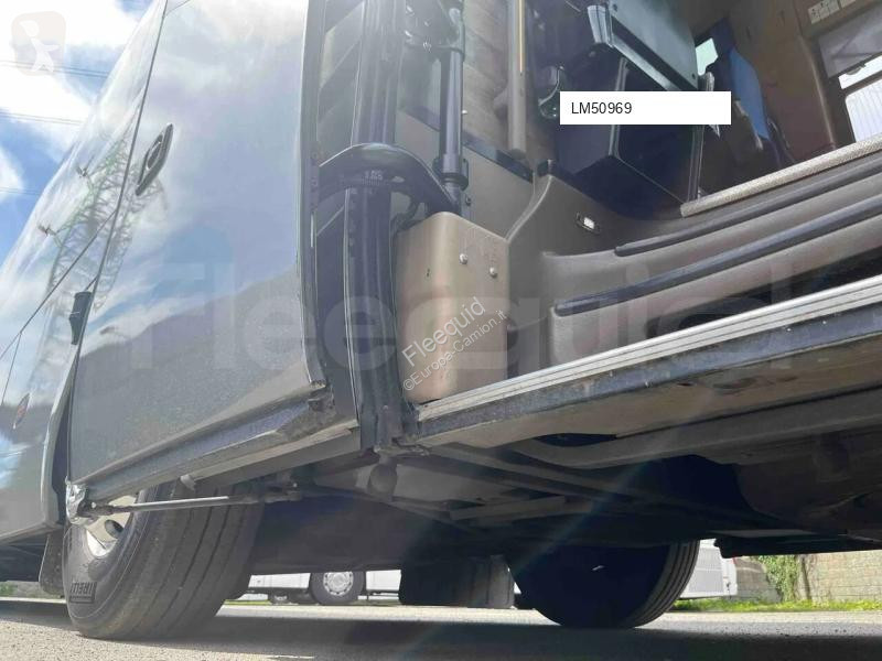 حافلة Iveco