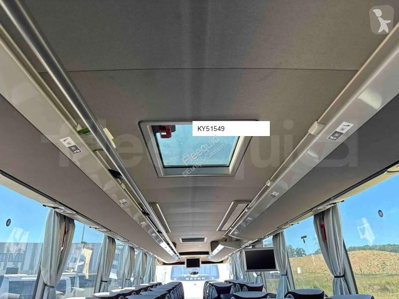 Междуградски автобус Setra S515
