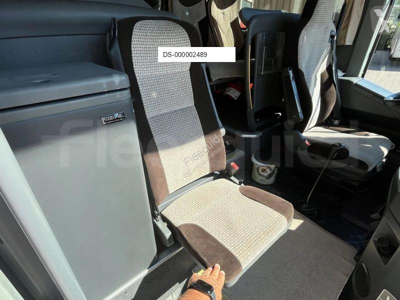 Междугородний автобус Mercedes Tourino