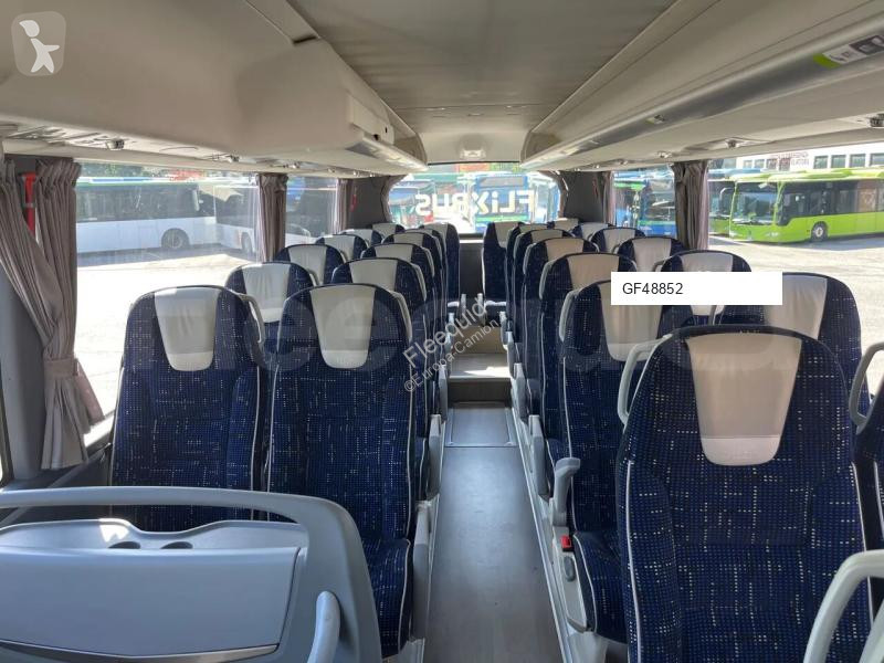 Междуградски автобус Irizar i6