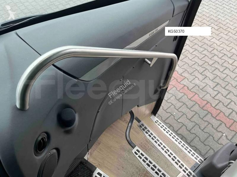 Междуградски автобус Irizar i6