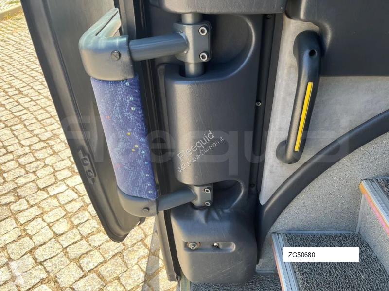 Междуградски автобус Volvo B12
