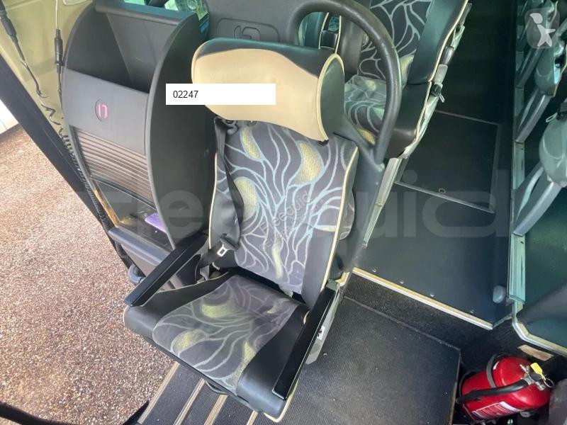 MAN Noge coach