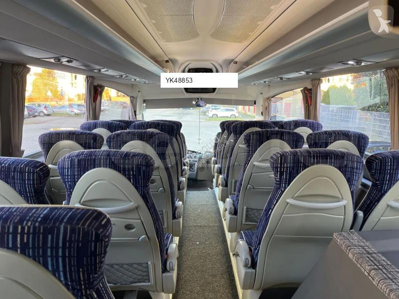 Междуградски автобус Irizar i6
