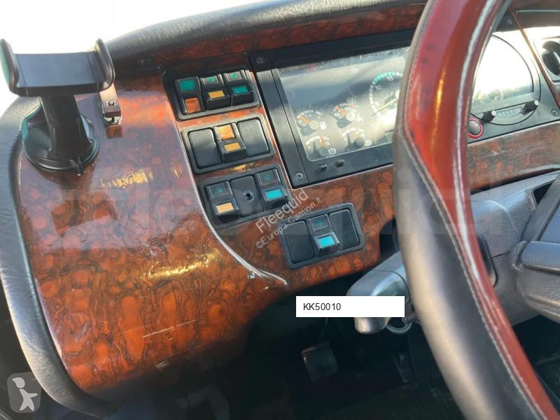 Междуградски автобус Scania i6