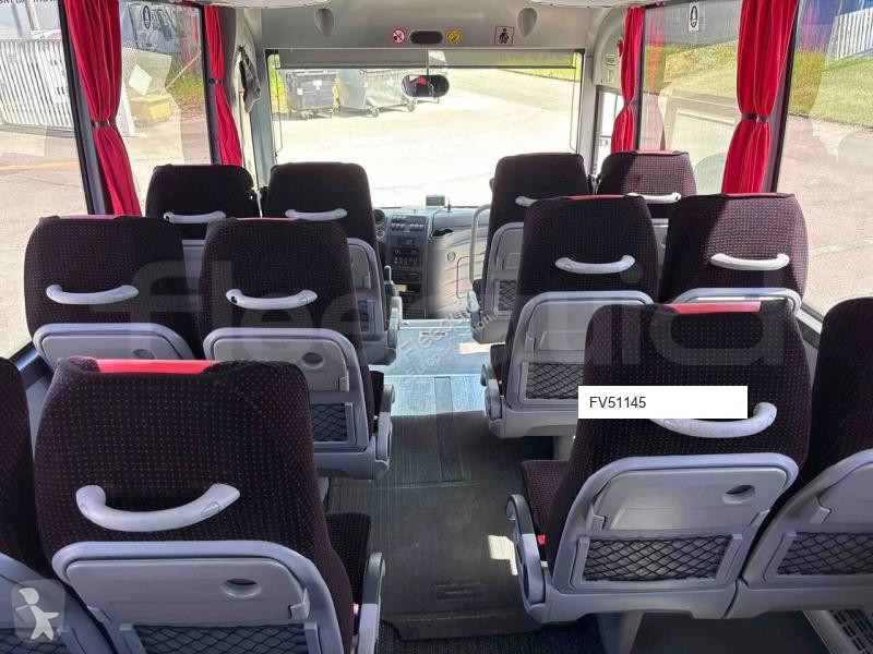 Autobus Isuzu Novo