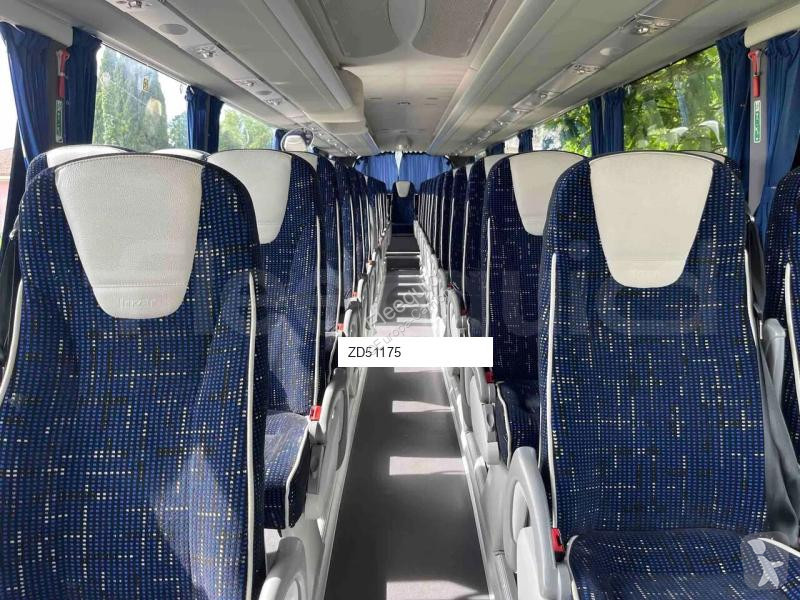 Междуградски автобус Irizar i6