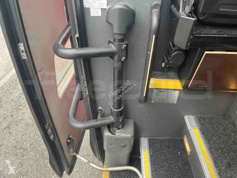 Междуградски автобус Scania Touring HD