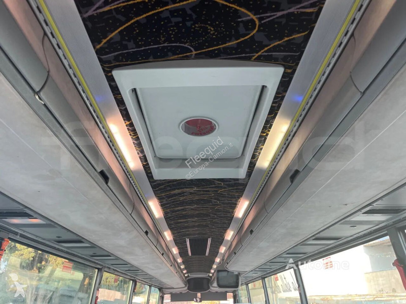 Iveco 389 coach