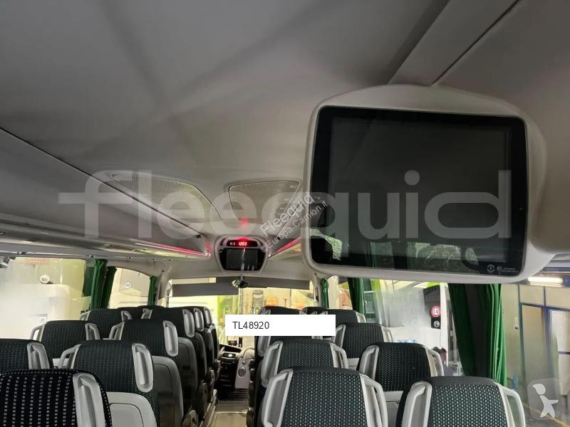 Междуградски автобус Irizar i6