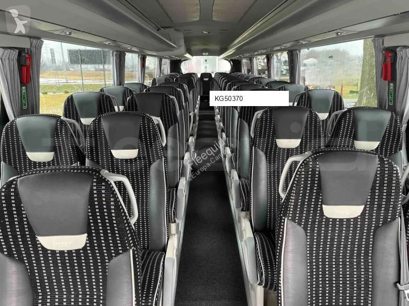 Междуградски автобус Irizar i6