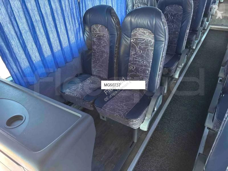 Autobus Scania M330
