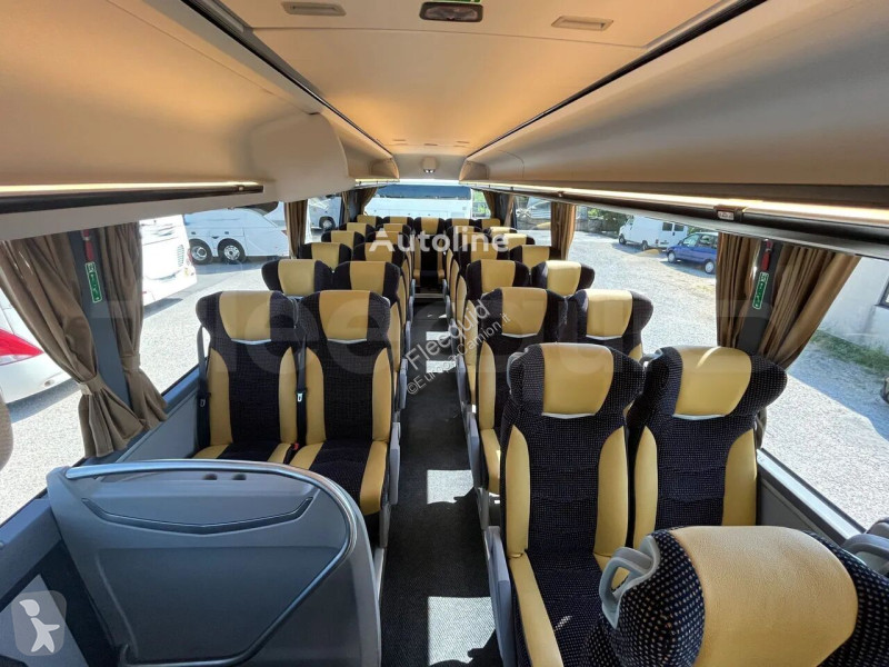 Autokar Irizar i8