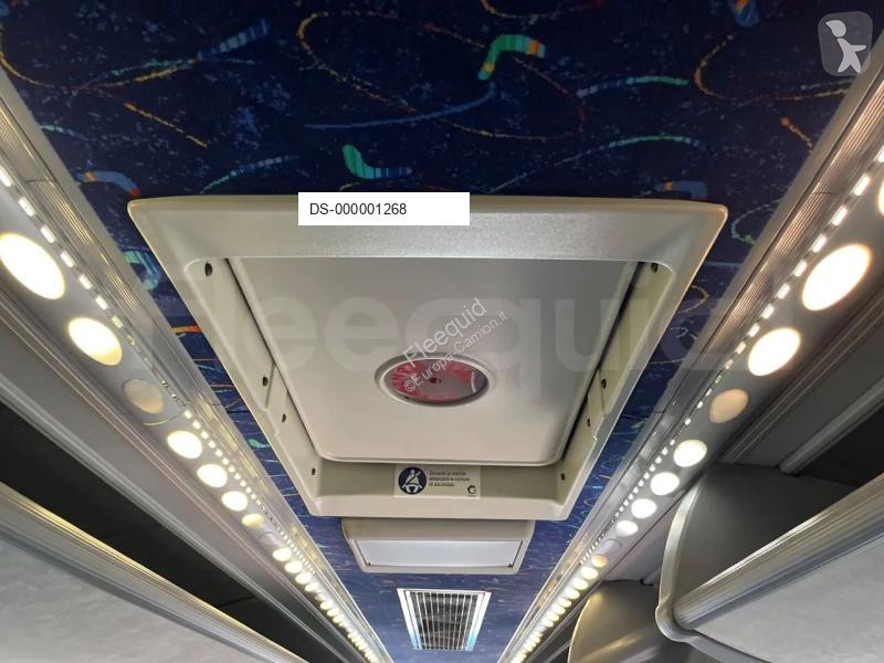 Ônibus viagem Irisbus 389