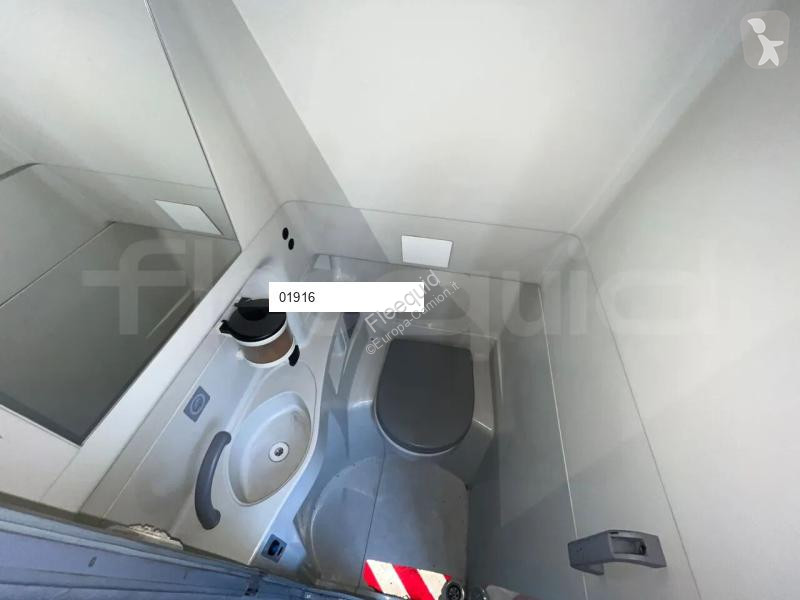 Iveco 389 coach