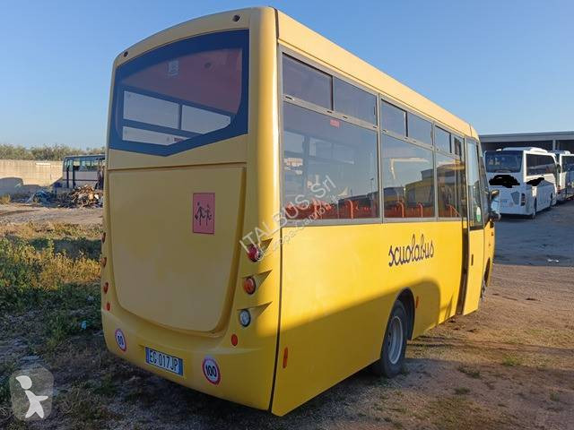 Autocarro Iveco CACCIAMALI TS 65