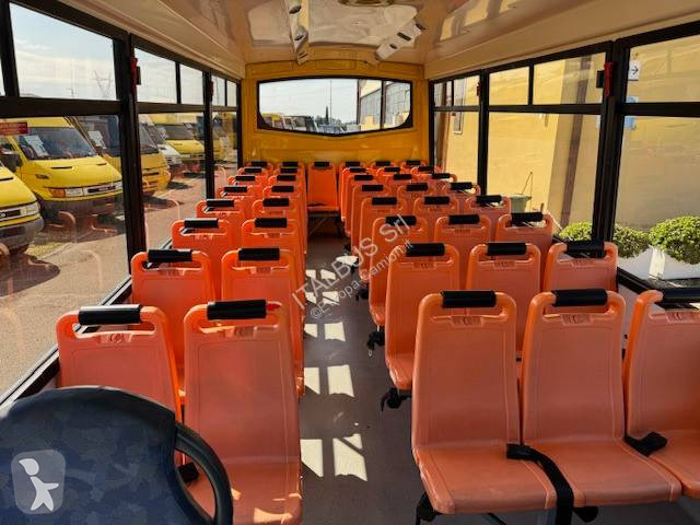 Rutebil Iveco CACCIAMALI 65