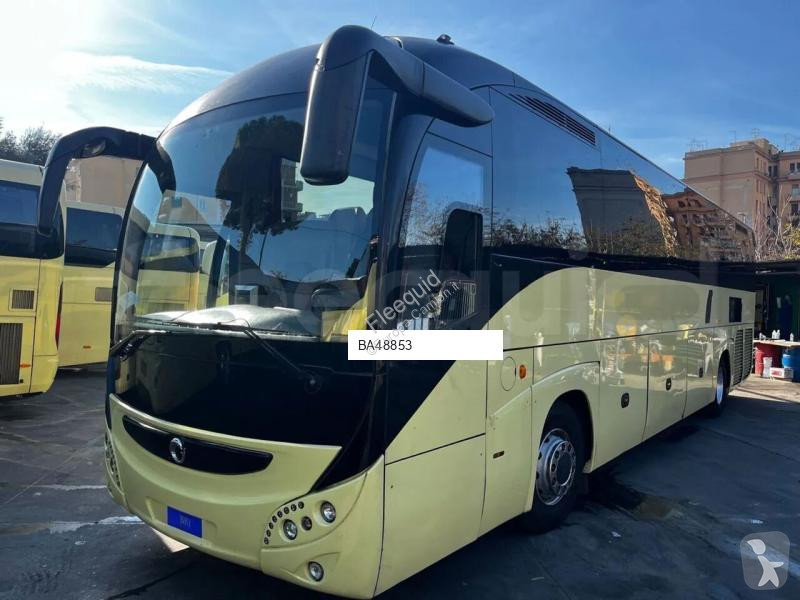 حافلة Iveco