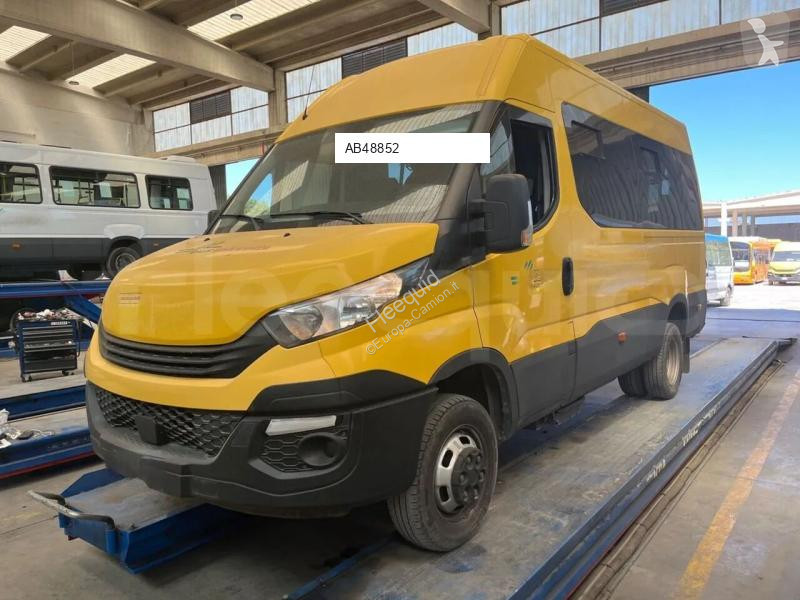 حافلة Iveco Daily