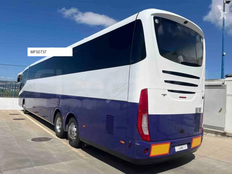 حافلة Mercedes i6