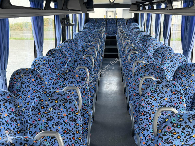 MAN 3 coach