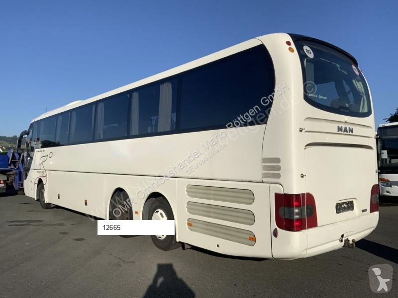 MAN R 09  C coach