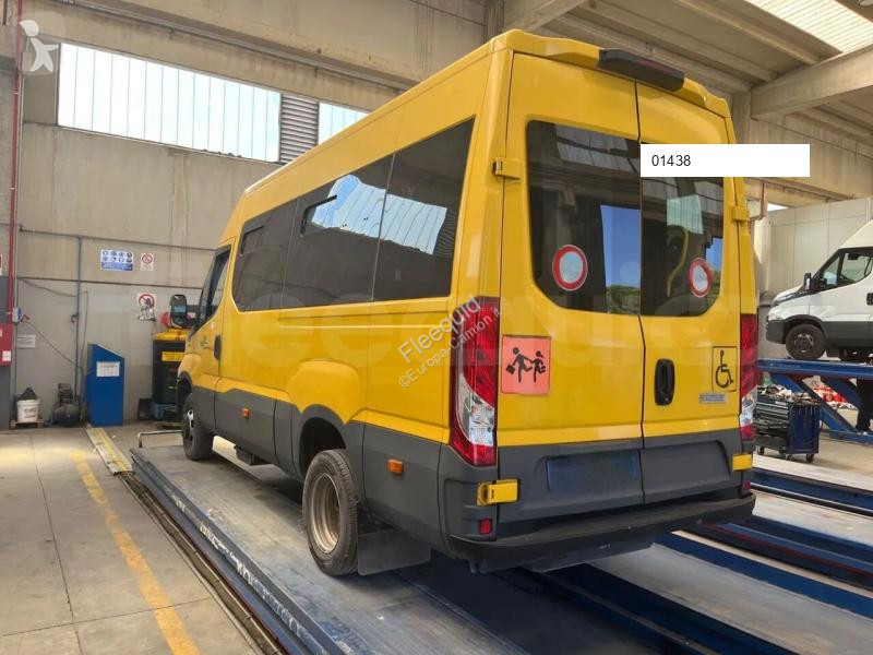 Iveco Daily coach