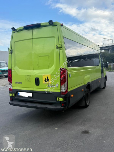 Iveco Daily coach