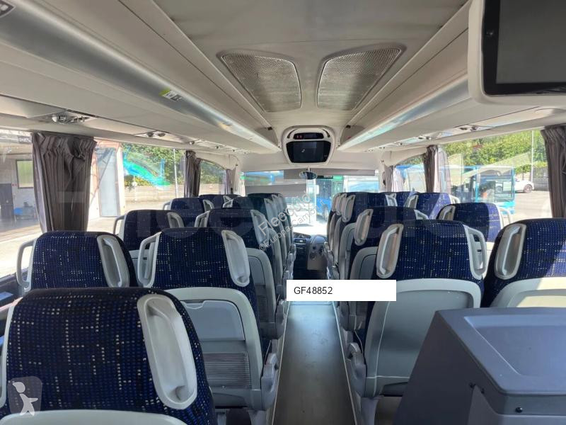 Междуградски автобус Irizar i6