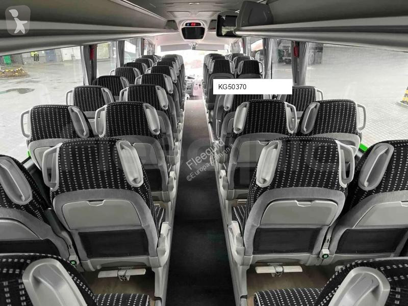 Междуградски автобус Irizar i6