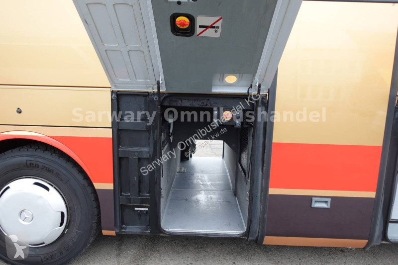 Autokar Mercedes 350 16 RHD-M...