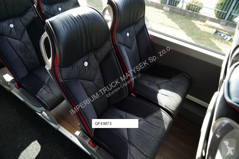 Междуградски автобус Mercedes TRAVEGO 16 RHD-M