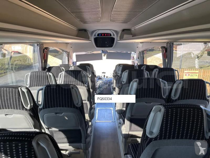 Междуградски автобус Irizar i6