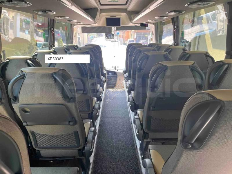 Междуградски автобус Scania Touring HD
