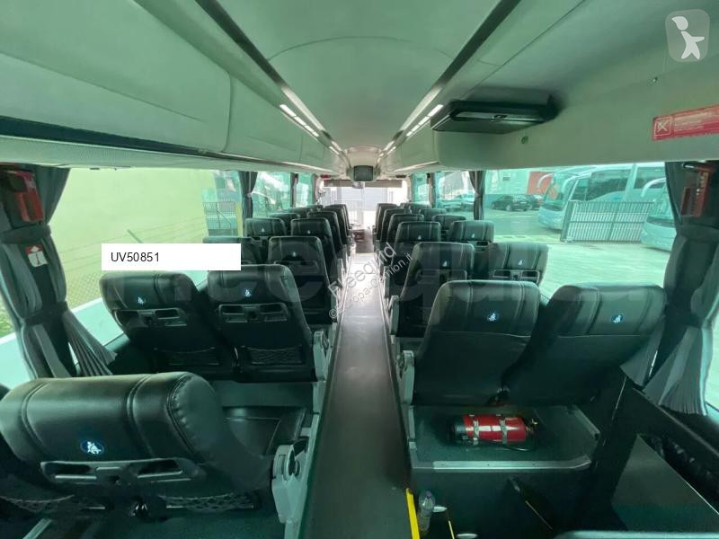 Междуградски автобус Irizar