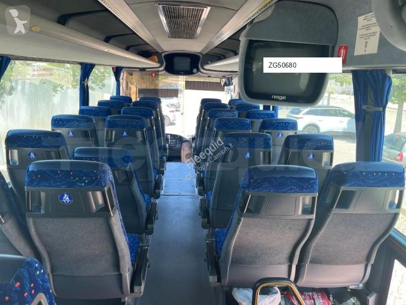 Междуградски автобус Volvo B12