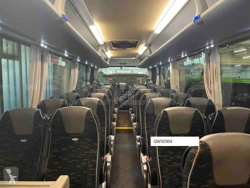 Междуградски автобус Neoplan