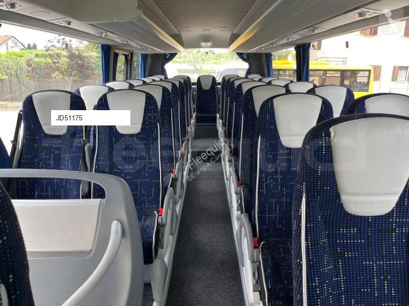 Междуградски автобус Irizar i6