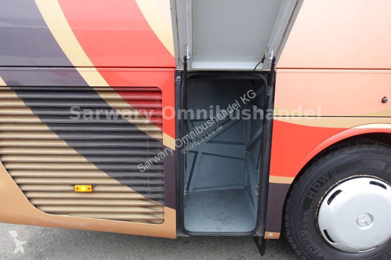 Autokar Mercedes 350 16 RHD-M...