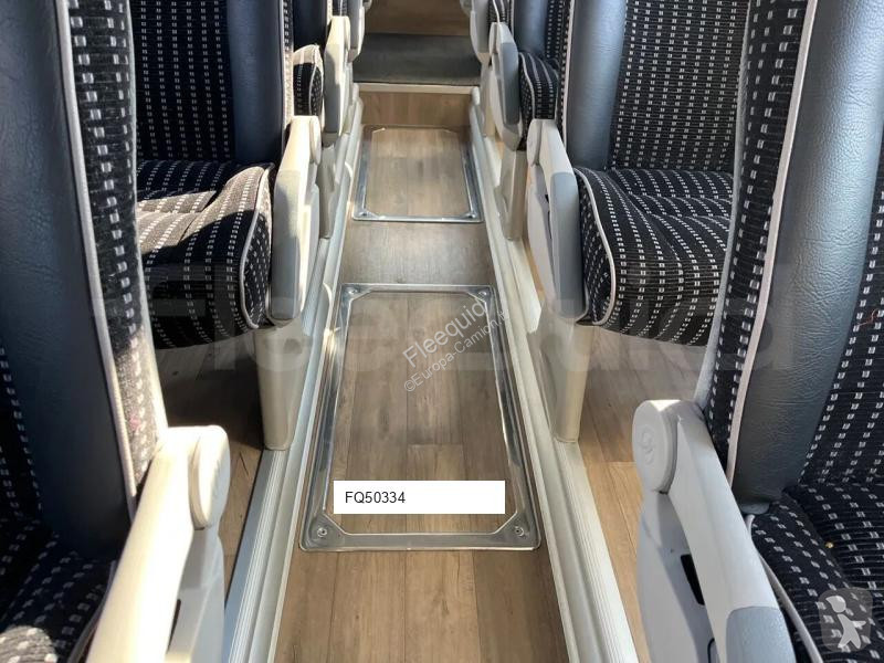 Междуградски автобус Irizar i6