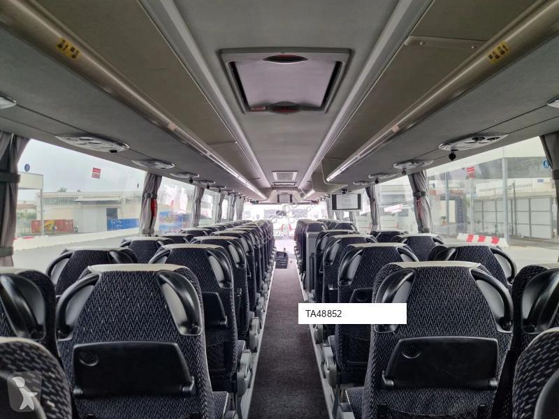 Междуградски автобус Scania Touring HD