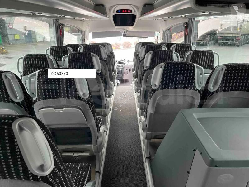 Междуградски автобус Irizar i6